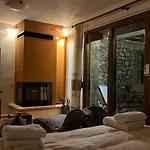 Del Mountain Apartament *